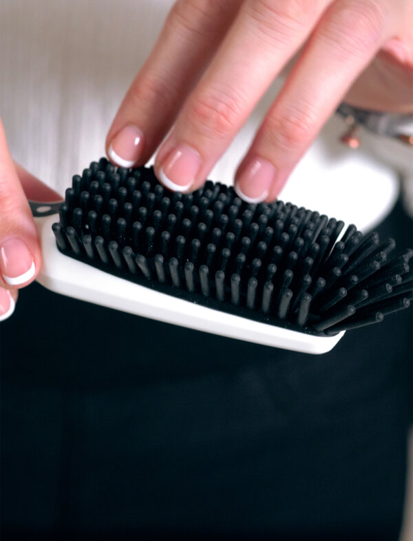 78924 (1) Twistshake Dishbrush Black White